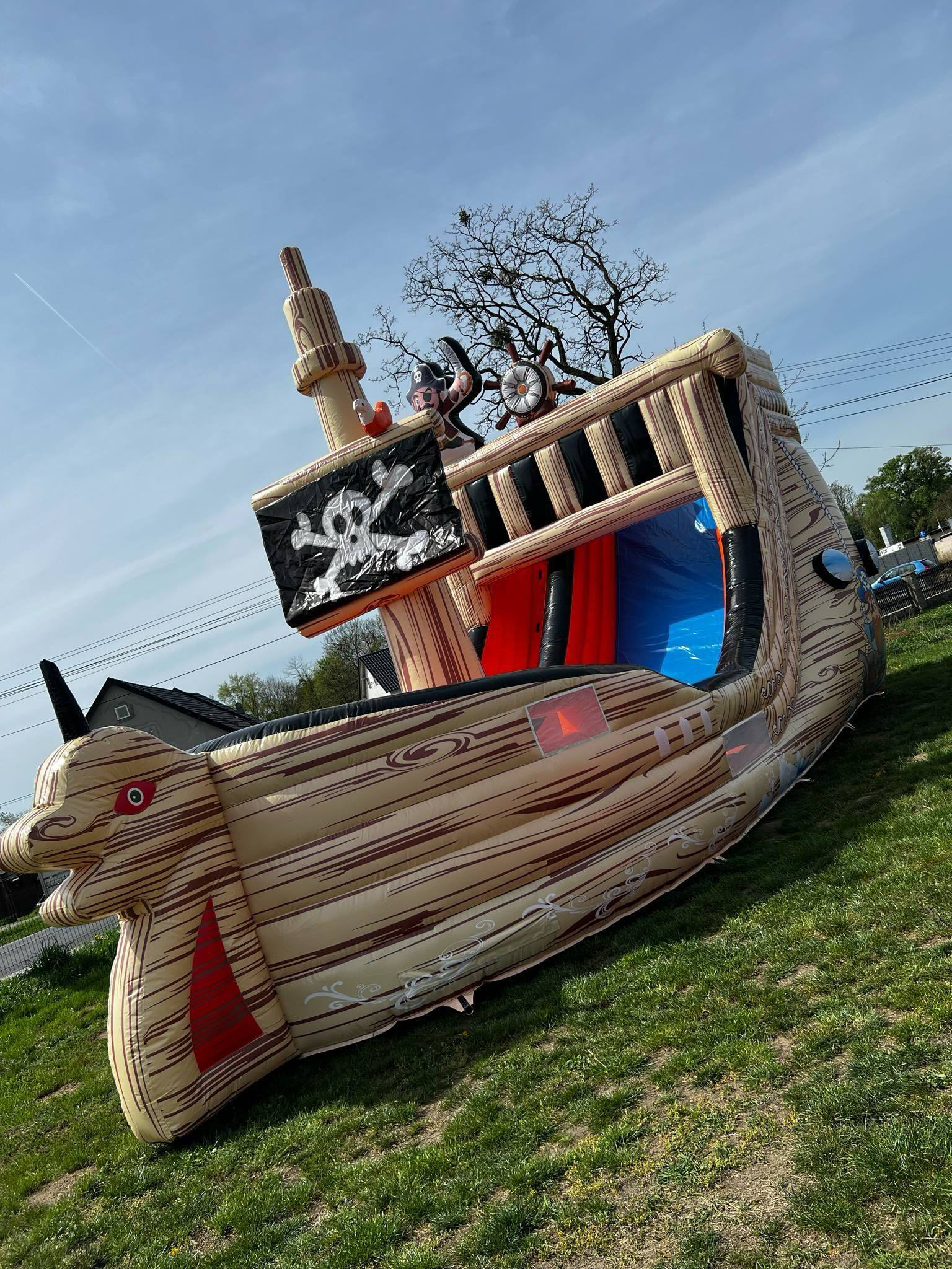 Dmuchany statek piracki